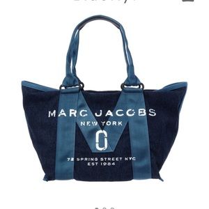 Meet your Posher, Lyn